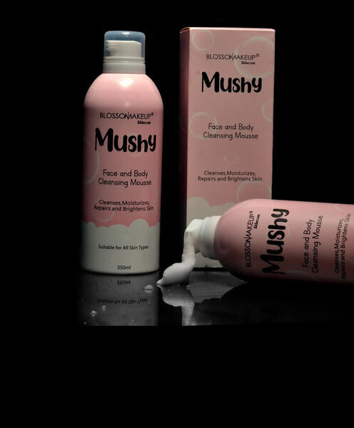 Mousses nettoyante visage et corps Blossomakeup Mushy