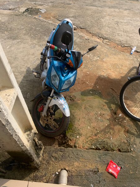 MOTO KTM FOURNIR AVC TT PIÈCES