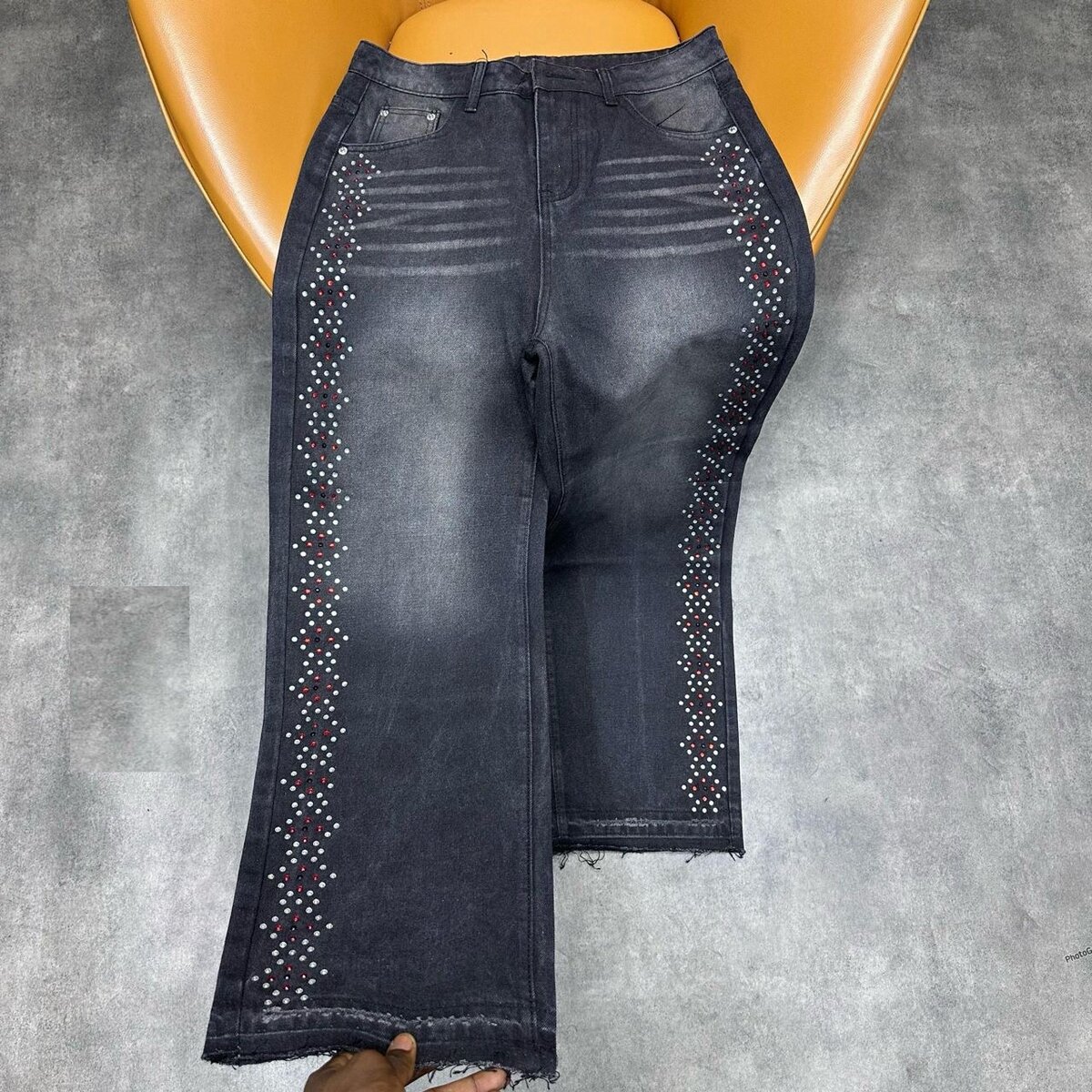 Jean noir avec strass