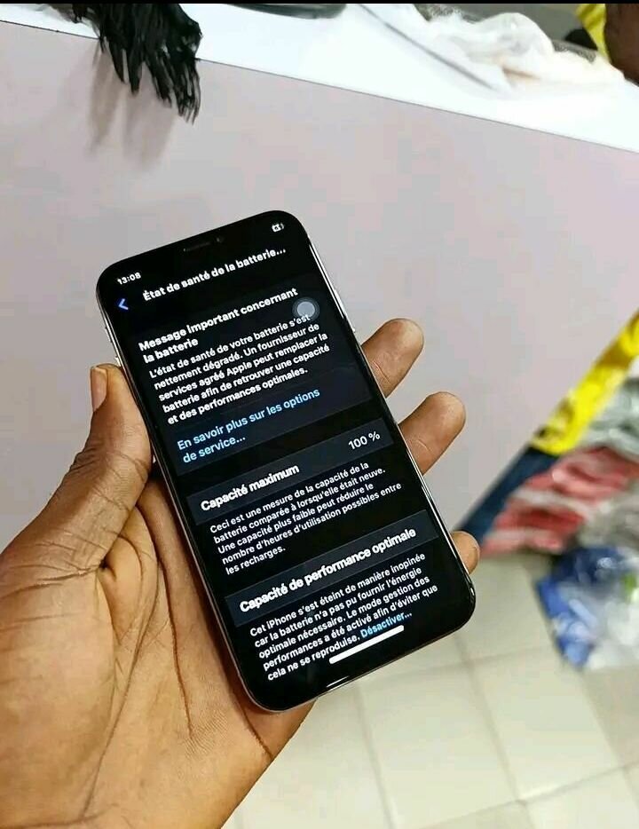 iPhone X Argent 64 Go