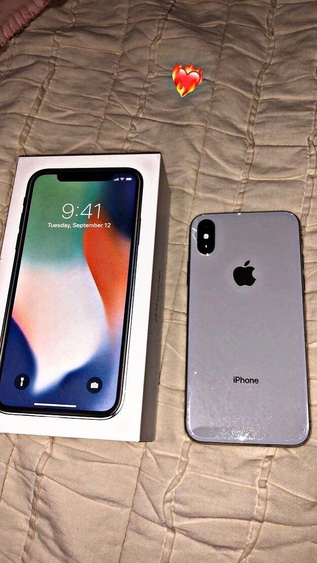 iPhone X