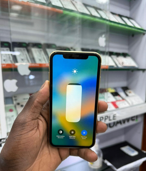 iPhone XR Jaune 64GB