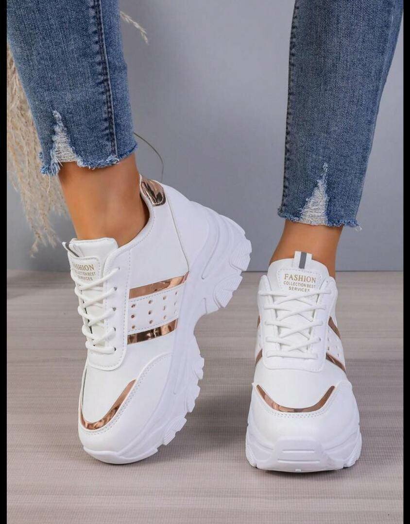 De très belles chaussures de ville