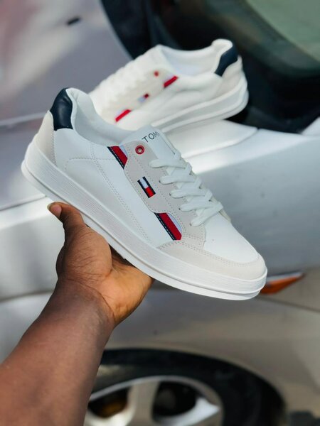 Tommy hilifiger