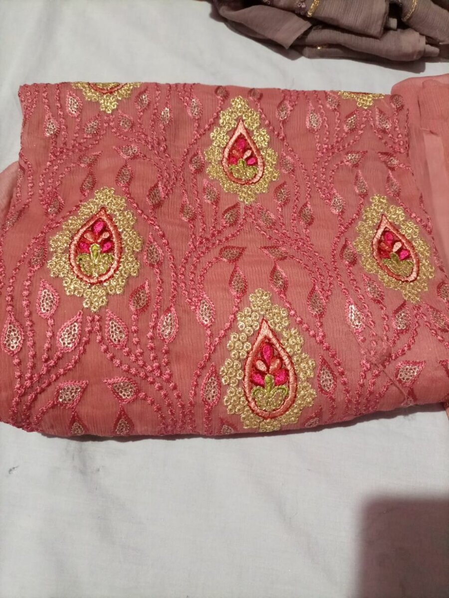 Ladies suit