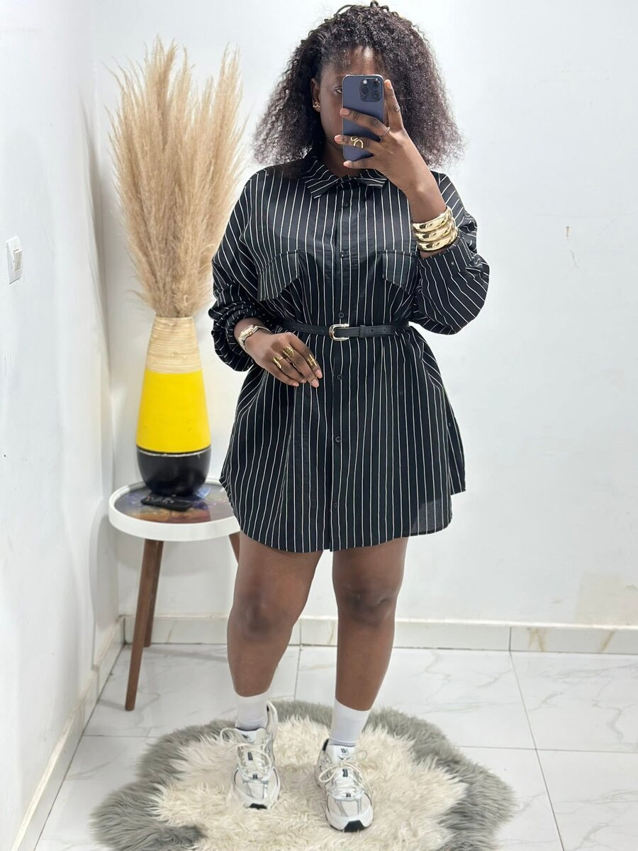 Robe chemise rayée élégante