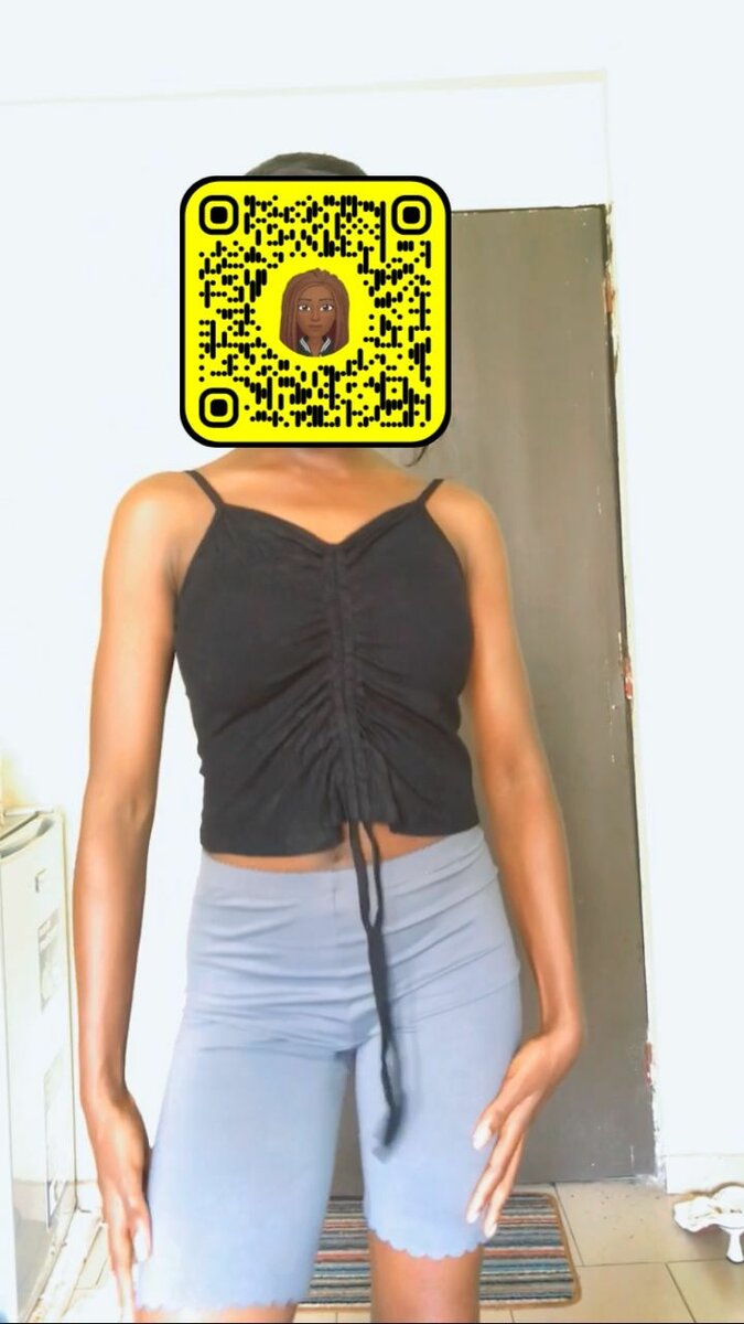 Top à fronces noir élégant