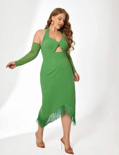 Robe verte avec franges