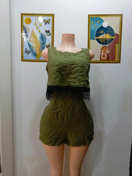 Combishort vert avec franges