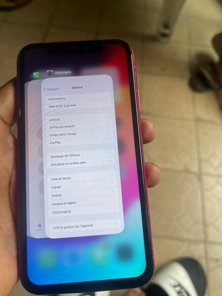 iPhone rouge élégant