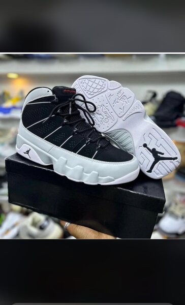 Nike  Kicks