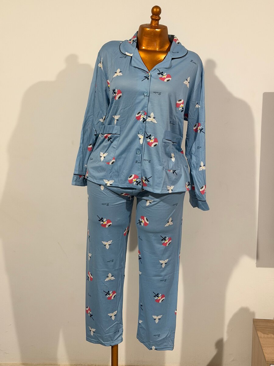 Pyjama bleu doux motifs
