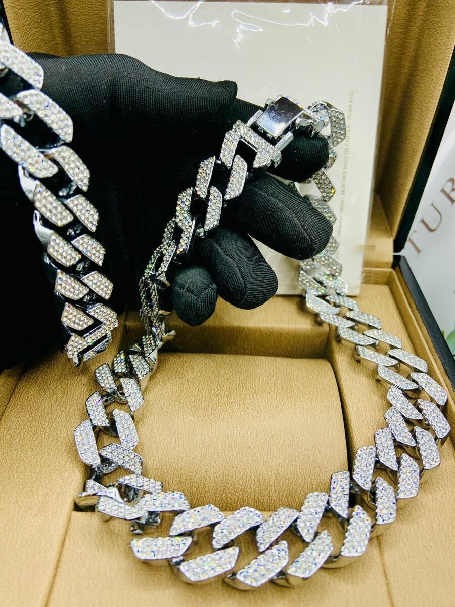 Fashion tennis chain