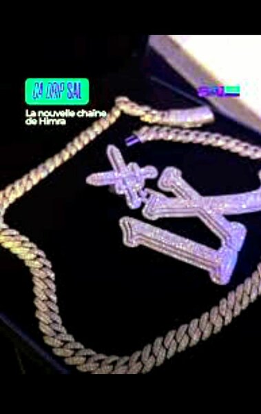 Collier personnalisé en lettres