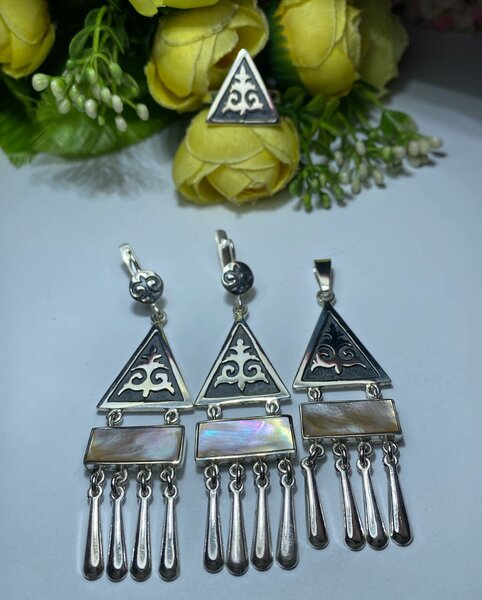 ЭТНО-КОМПЛЕКТЫ с натуральными камнями