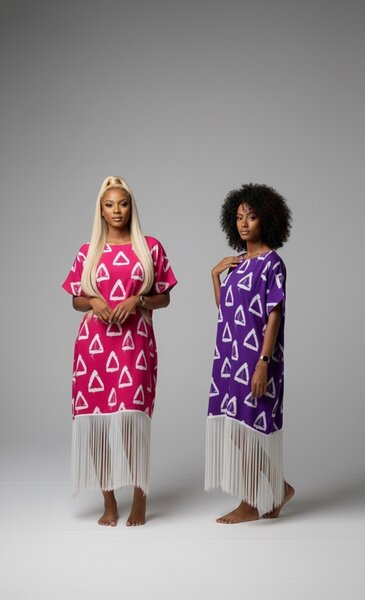 Robe à franges géométrique