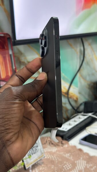 iPhone 14 pro colis usa