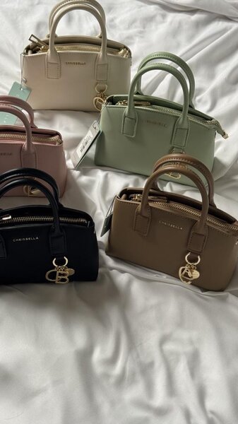 Élégantes sacs à main en cuir