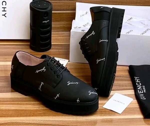 Chaussures élégantes homme