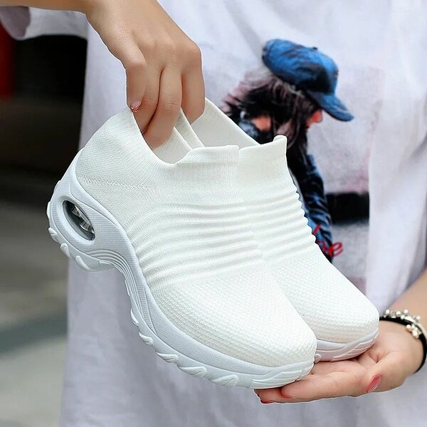 Ladies Sneakers size 37 to 41