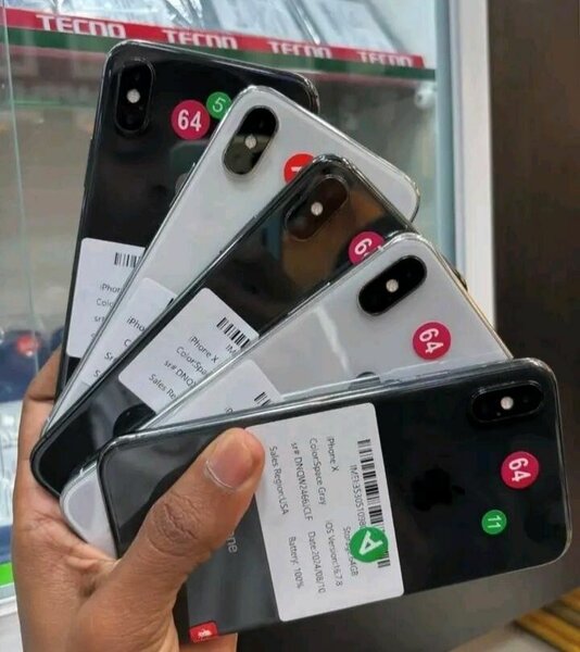 iPhone X 64 Go Débloqué