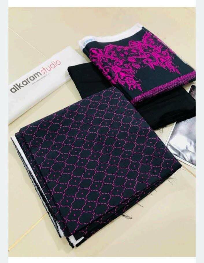 Ladies suit