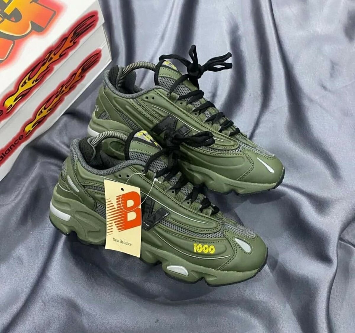 NEW BALANCE 1000