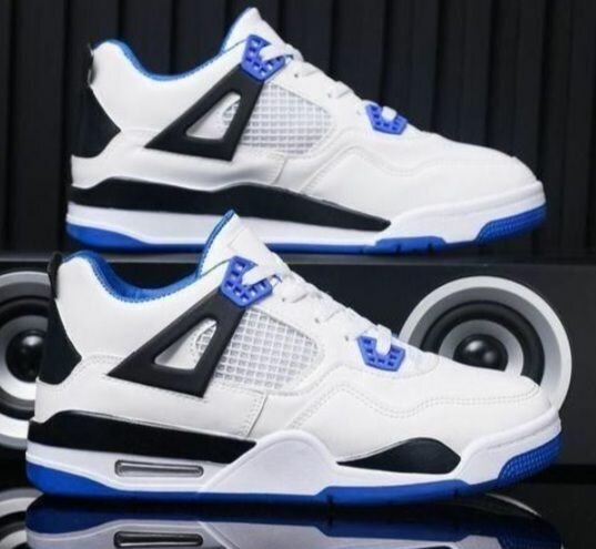 Baskets Sport Blanches et Bleues
