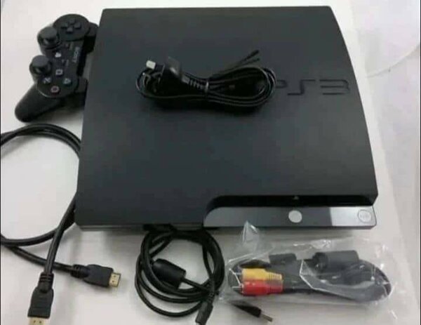 Console de jeu PS3 Slim