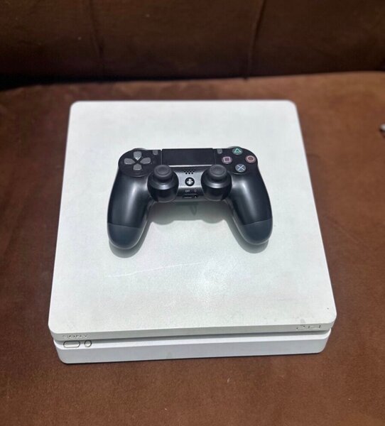 Console de Jeu avec Manette