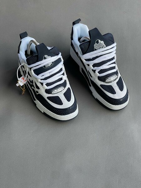Chaussure LV