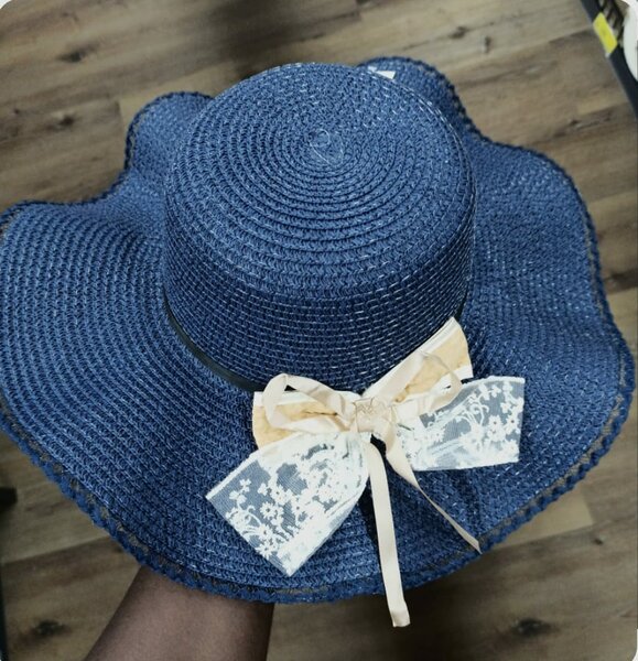 Chapeau de soleil élégant