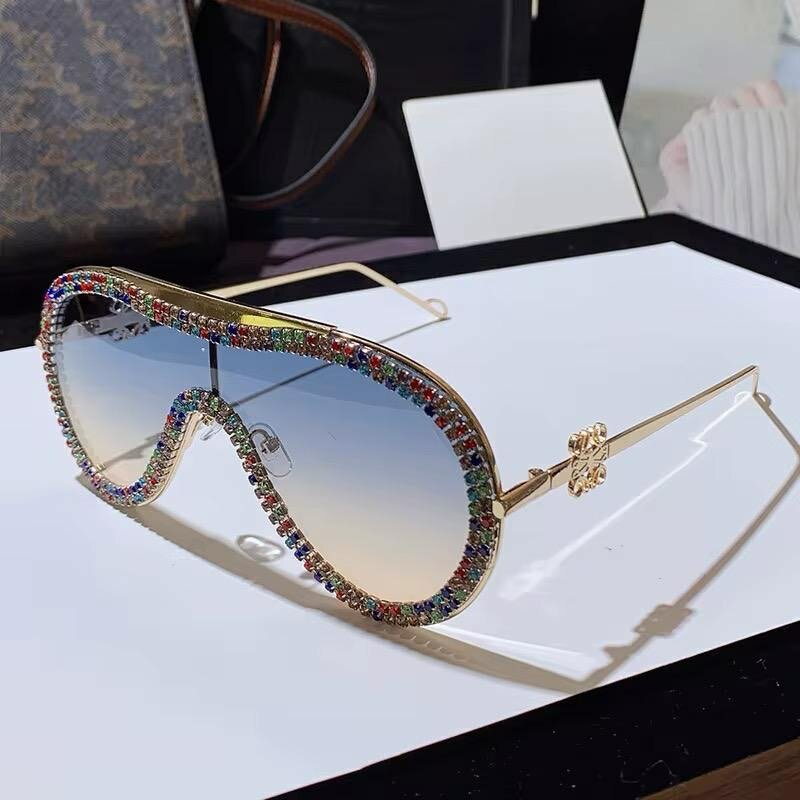 Lunettes de soleil étincelantes