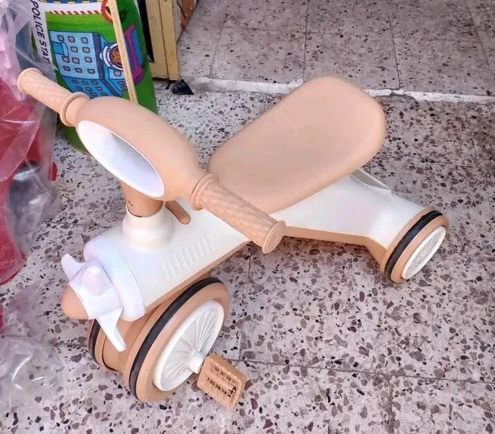 Tricycle pour enfants