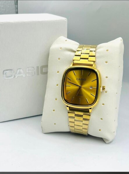 Montre Dorée Classique Casio