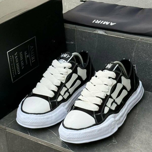 Baskets Noires et Blanches Unisexes