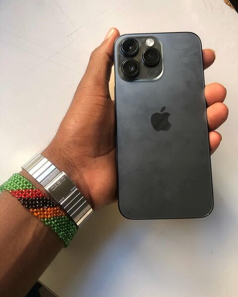 BRAND NEW IPHONE 🍏 pro 