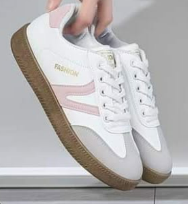 Ladies' light sneakers