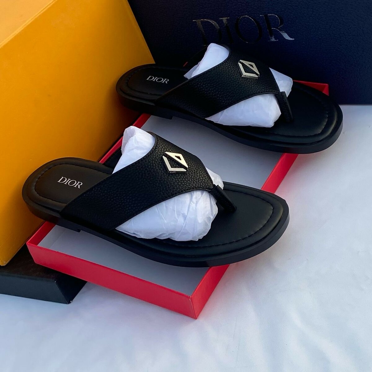 DIOR SLIPPER