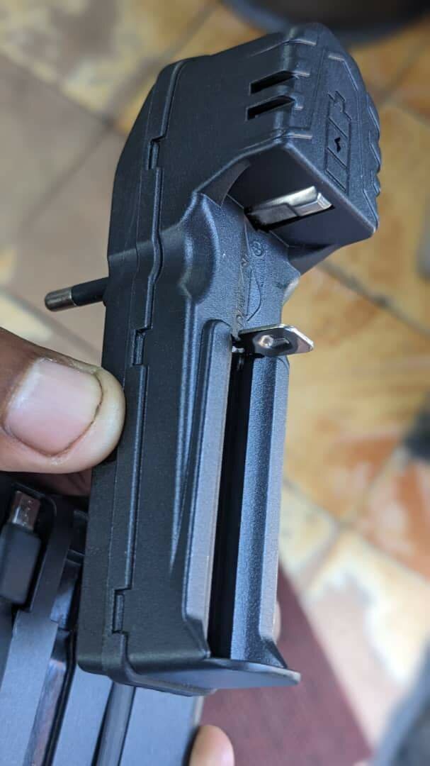 Rechargeable battery charger