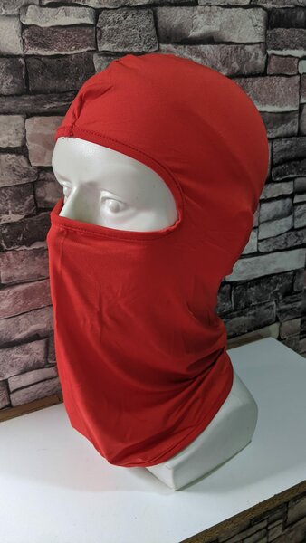 Masks (balaclava or ski masks)