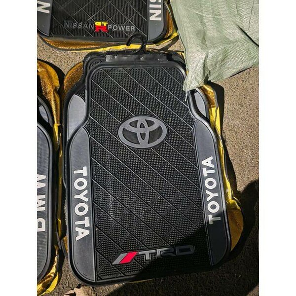 Tapis de sol Toyota TRD
