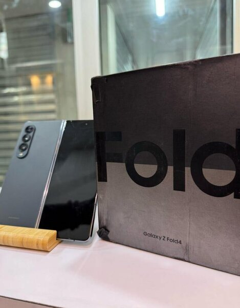 Galaxy Z Fold4 - Smartphone Pliable