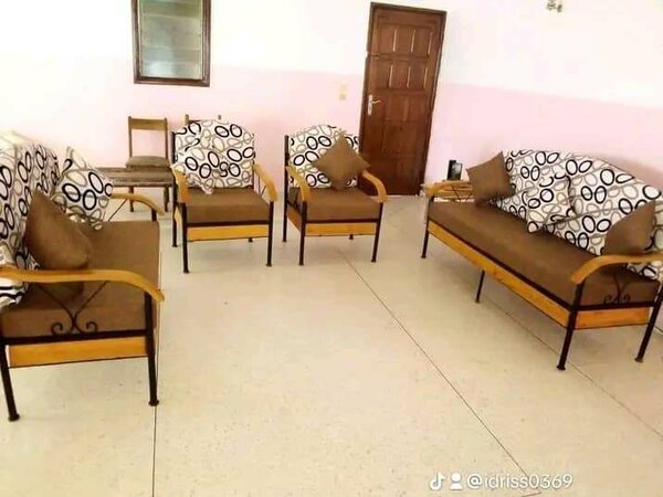 Fauteuil métallique