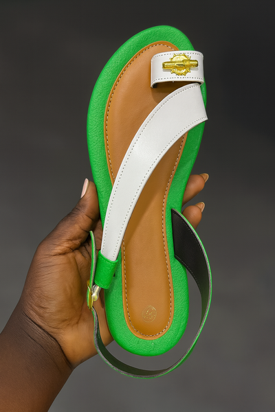 Sandales colorées élégantes