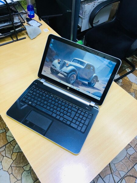 Hp pavilion 17