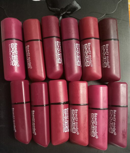 Rouge à lèvres mat longue tenue