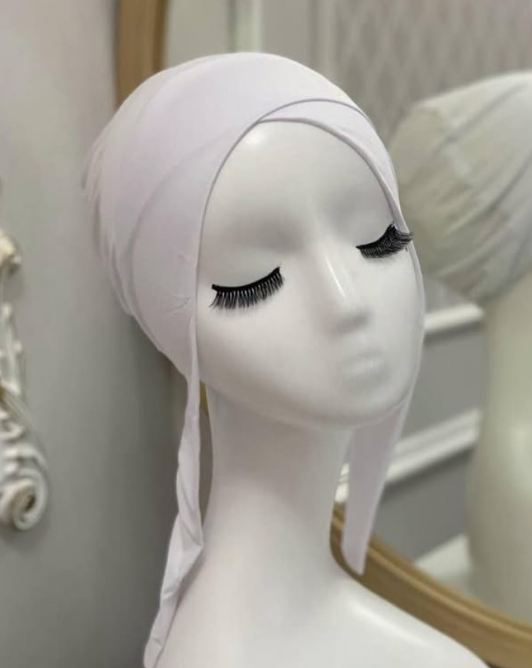 Боне на завязках наискосок