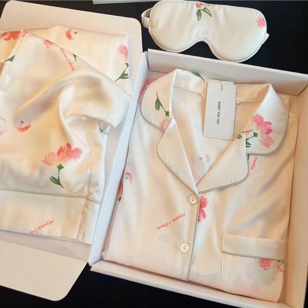 Пижама женская с уникальным принтом