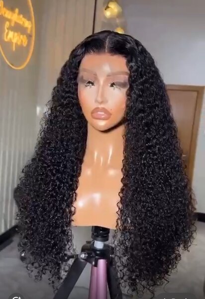 Full frontal pixie curls